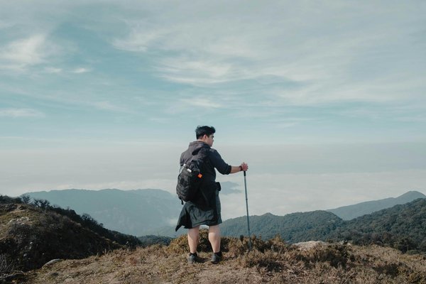 Comment choisir un sac de couchage pour un camping en région de haute altitude en été?